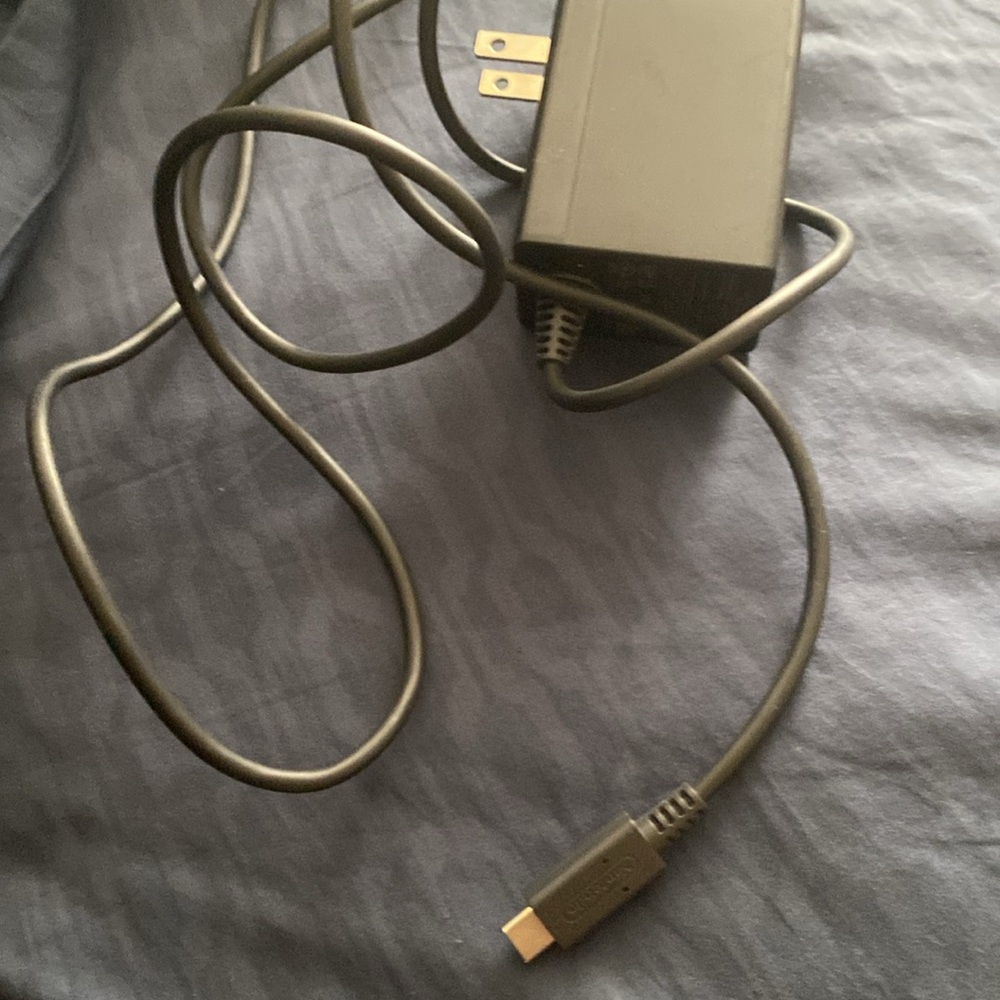Nintendo switch lite with carrying case - Picture 6 of 7